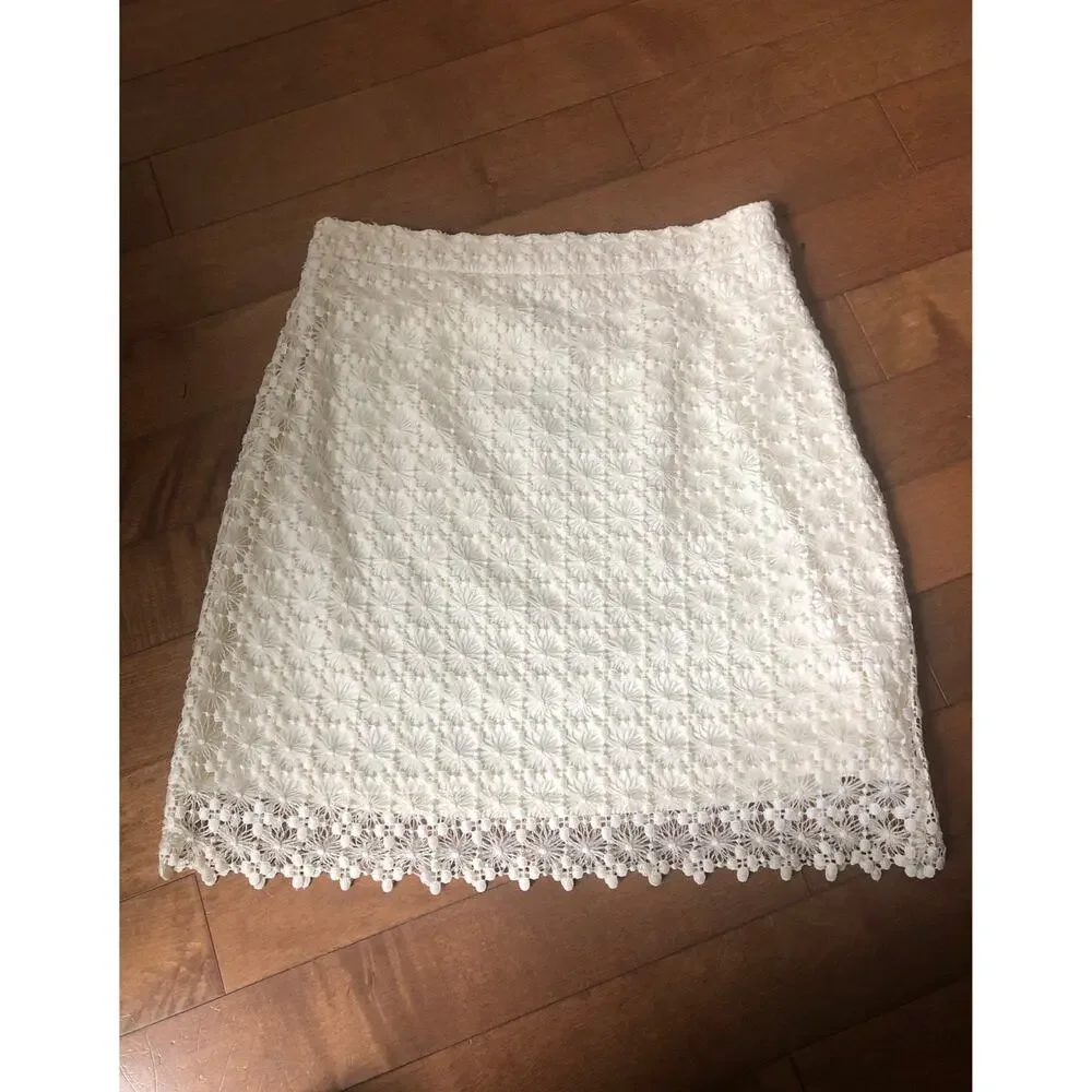NWT Lisa and Lucy lace cream lace mini skirt size 4